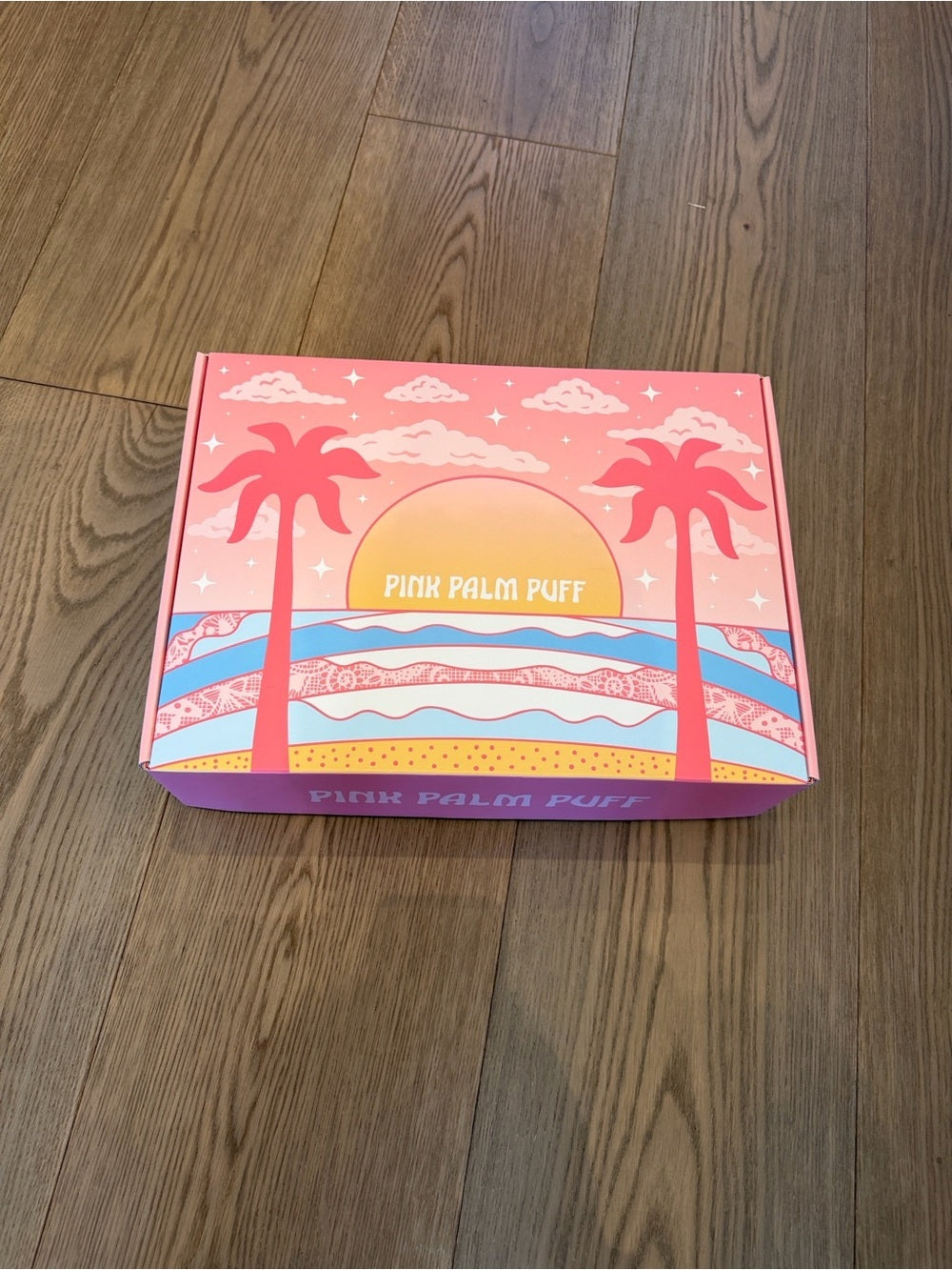 NWT Limited Edition Pink Palm Puff Daydream Foldover Short in Sky Grey