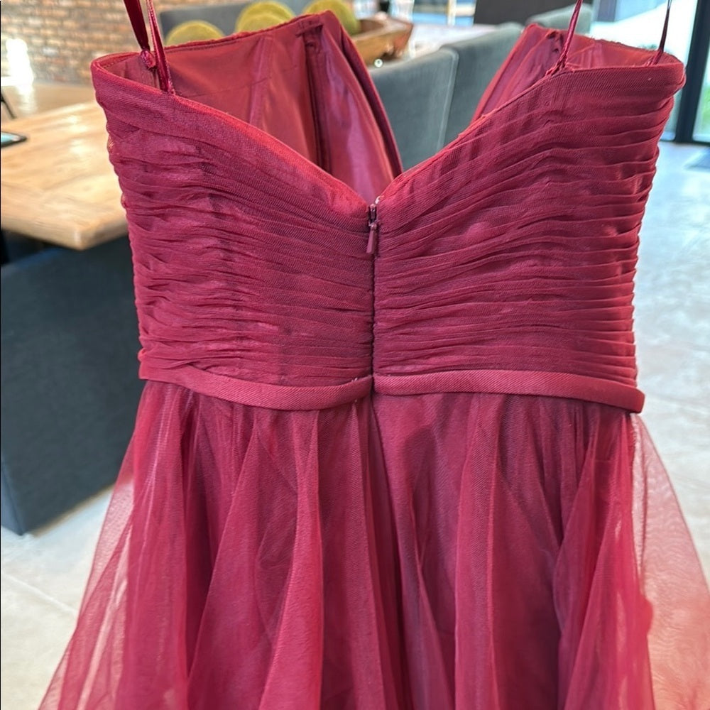 Elegant Burgundy Evening Gown